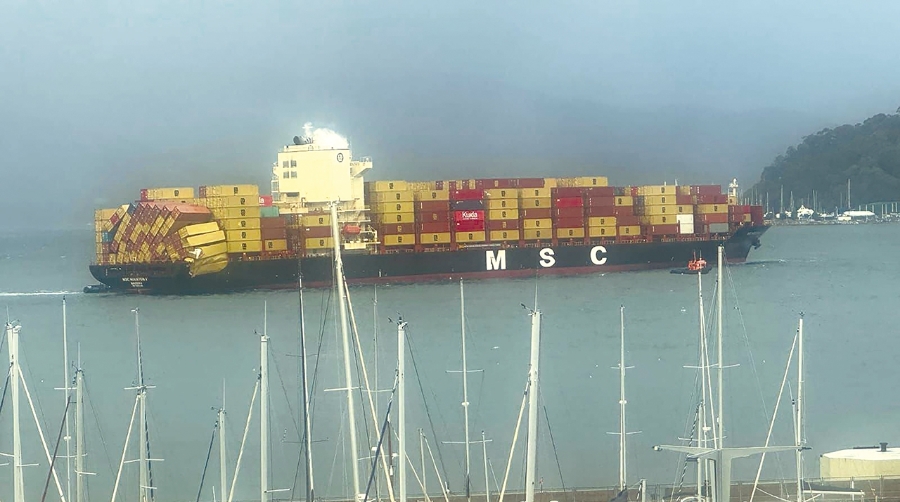 El temporal obliga al “MSC Houston V” a escalar en el Puerto de Vigo