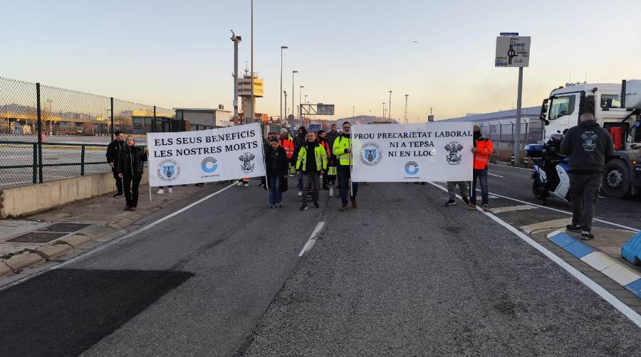 Coordinadora reclama más medidas de seguridad para los trabajadores de la comunidad portuaria