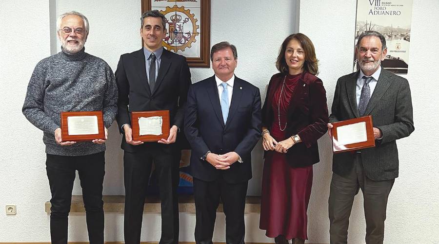 El Consejo General de Agentes de Aduanas reelige a Antonio Llobet como presidente