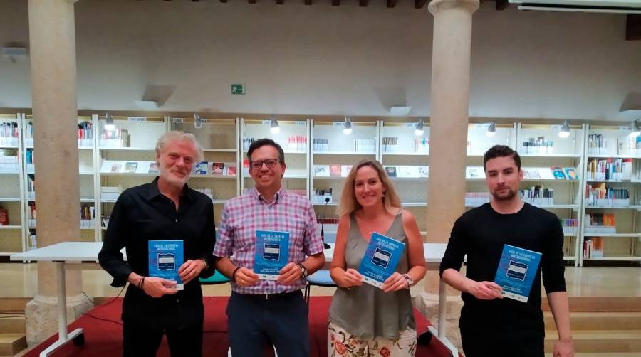 El foro de libros de Comercio Internacional tuvo lugar en el Palacio de Dávalos (Guadalajara).