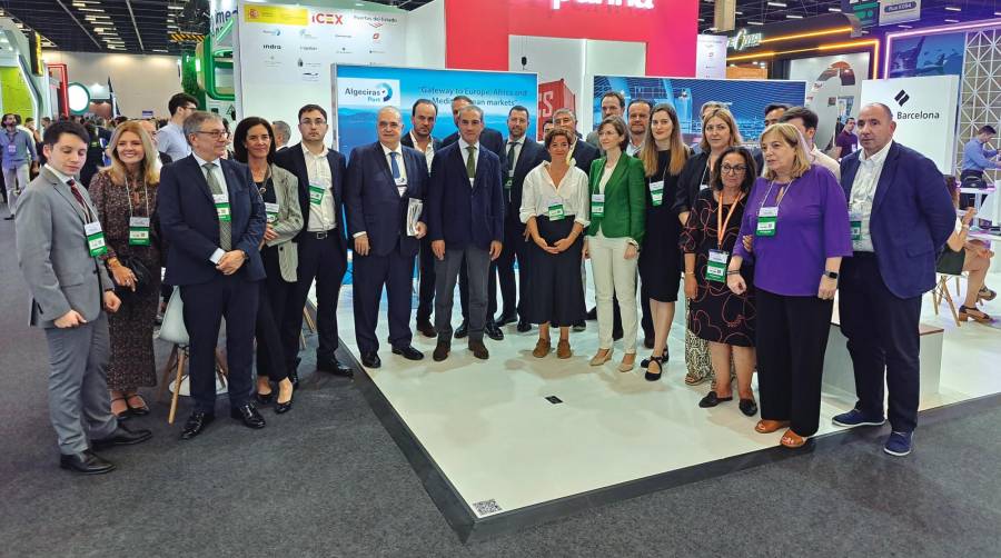 Parte de la amplia delegación española participante en la 27ª edición de Intermodal South America en el Pabellón España de Sao Paulo Expo. Foto J.P.