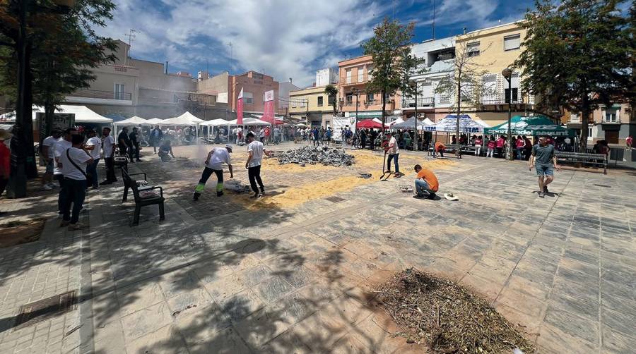 La comunidad logística de Sagunto se reúne un año más en la tradicional “Torrà de Xulles”