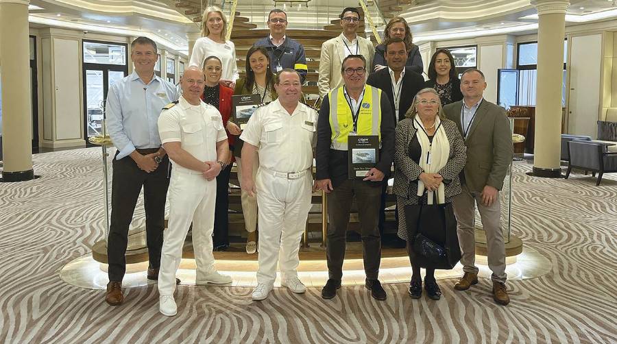 PortCastelló recibe el primer crucero del año, el “Seven Seas Splendor”