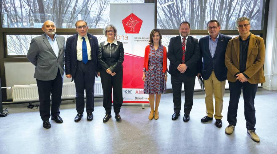 Participantes en la I Jornada de Transporte y Logística CatLOG-UPNA.