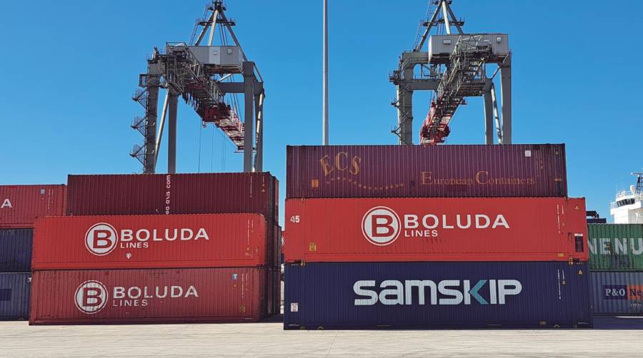 El tráfico de contenedores se duplica en Santander y suma ya 127.306 TEUs hasta octubre