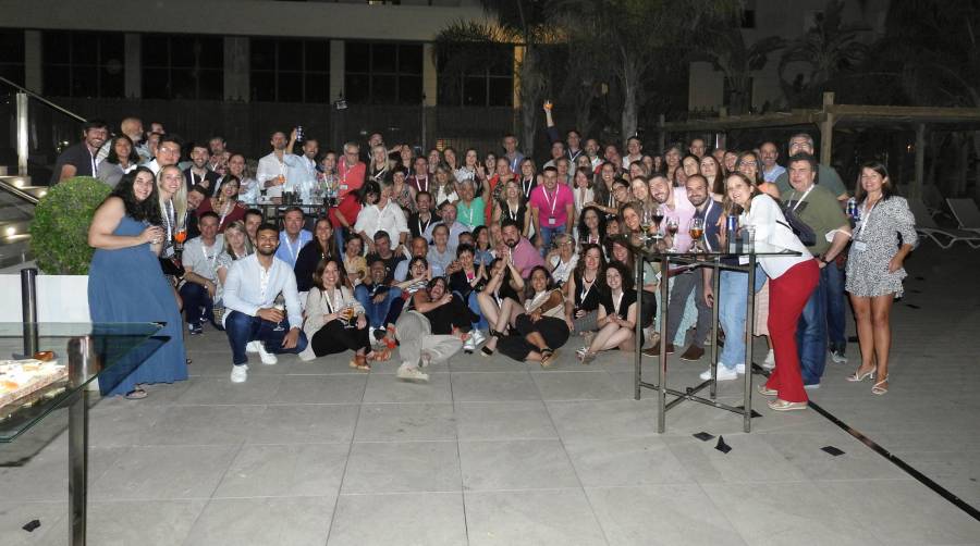 El equipo de Cotransa celebró en Sevilla el 50 aniversario de la compañía.