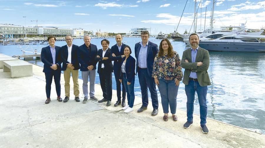 Representantes de Opentop, la Fundación Valenciaport y los hubs de innovación del Puerto de Hamburgo (homePORT) y el Puerto de Halifax (The PIER).