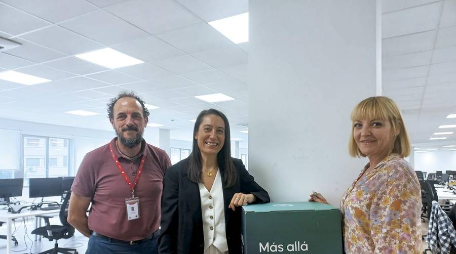 José Luis Moya, director de académico de Integra Technology School, Miryam Torrecilla, vicepresidenta de MELYT y Susana Olivera, directora de Integra Technology School.