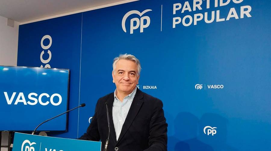 PP: “Potenciaremos la colaboración y la relación entre los puertos de Pasaia y Bilbao”