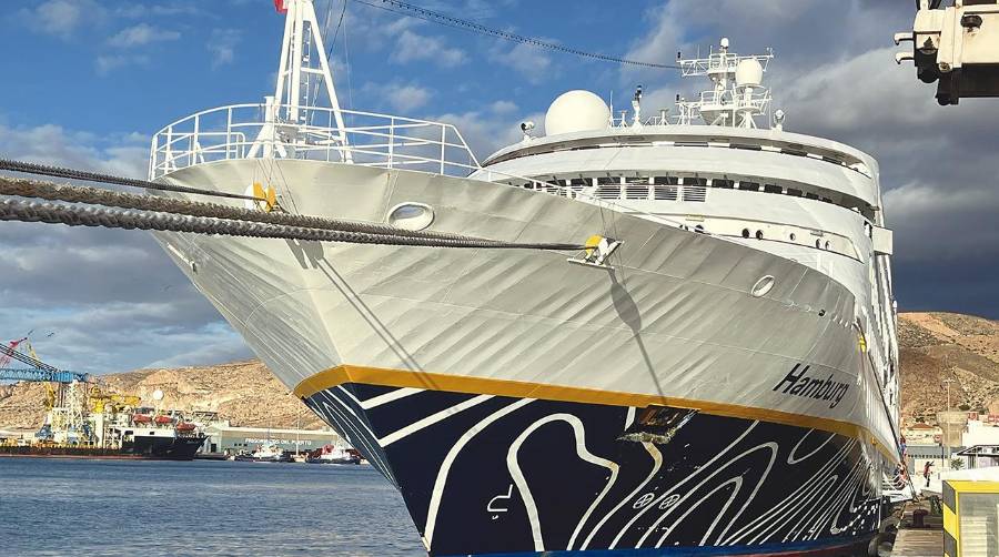 Almería recibe al “Hamburg”, primer crucero de la temporada