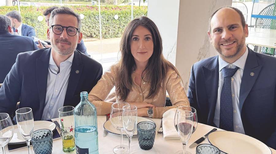 : Los tres nuevos socios de Propeller Valencia Alejandro Casas (CST Grupo); Jessica Montero (TCM) y Fernando Martí-Belda (NextPort.AI).