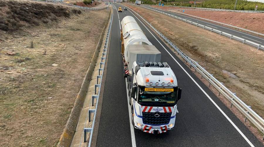 Iberdrola confía a Saavedra el transporte de 11 tanques de hidrógeno de Avilés a Puertollano