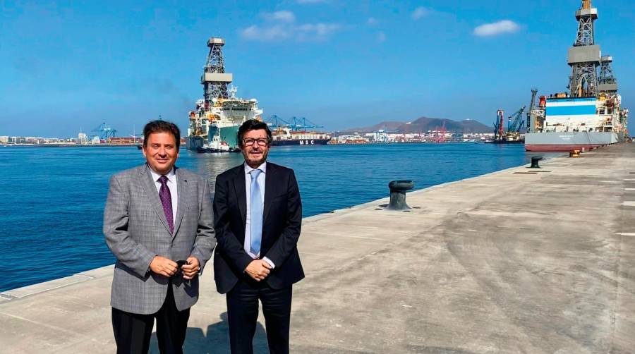 El Puerto de Las Palmas muestra a Rodríguez Dapena su potencial para la industria eólica offshore