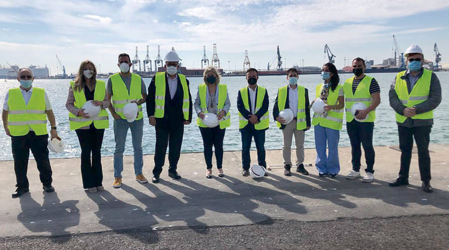 Una delegaci&oacute;n de Ciudadanos ha visitado el puerto de Sagunto.