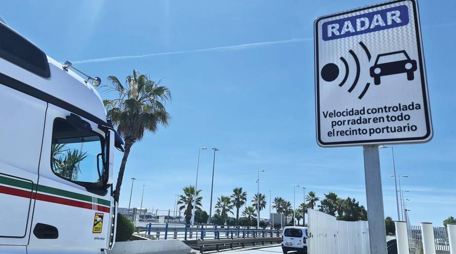 La APBA pone en marcha 6 nuevos radares para controlar la velocidad en el recinto portuario