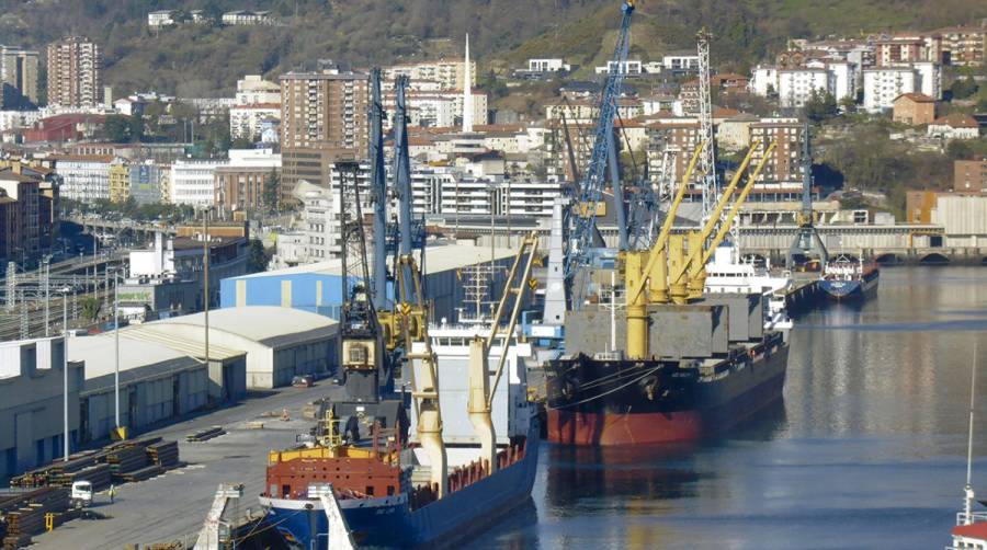 Euskadi prioriza fortalecer las infraestructuras portuarias y log&iacute;sticas &ldquo;con vocaci&oacute;n industrial&rdquo;