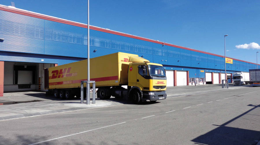 La nueva nave de DHL pretende dar respuesta al incremento derivado de la actividad del comercio electr&oacute;nico.