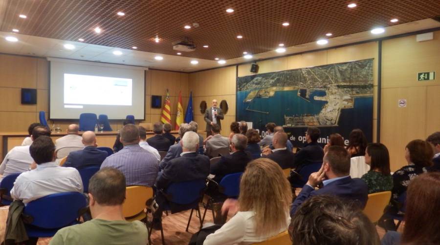 PortCastell&oacute; presenta al sector log&iacute;stico-portuario el proyecto Ports 4.0