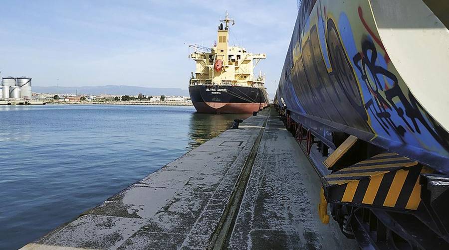 Un total de 4.500 toneladas de cereales serán transportadas semanalmente por ferrocarril hasta Zuera, Zaragoza.