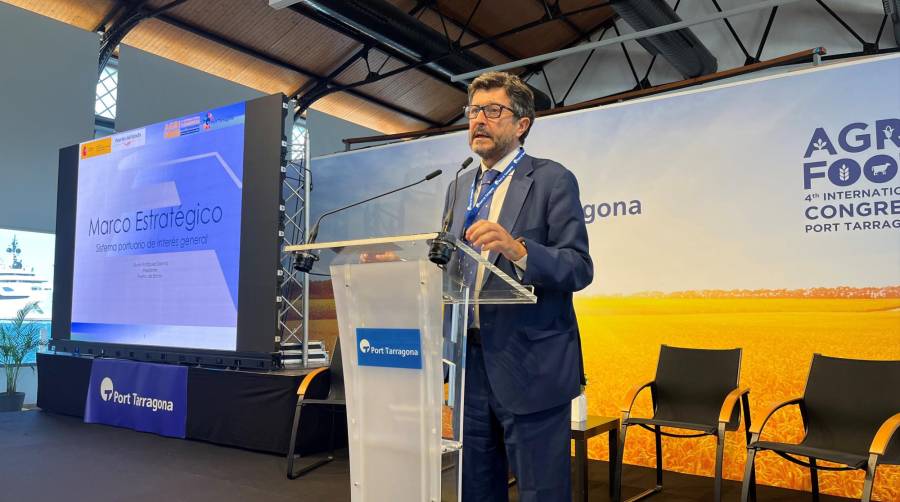 Álvaro Rodríguez Dapena, presidente de Puertos del Estado, en el congreso Agrifood organizado por Port de Tarragona. Foto J.P.