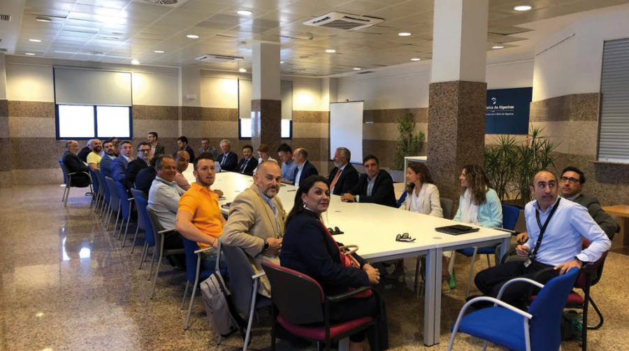 En la reuni&oacute;n participaron representantes de todos los eslabones de la cadena log&iacute;stica.