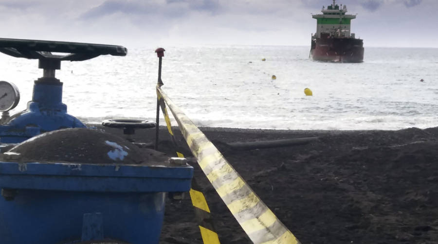 Agua para salvar la econom&iacute;a de La Palma