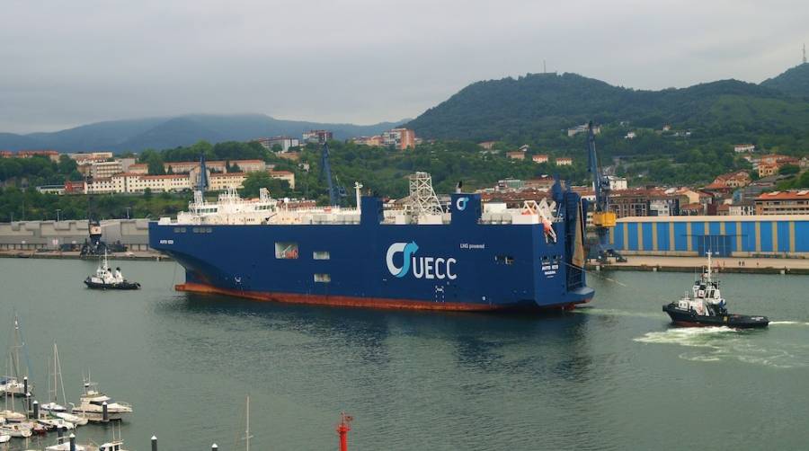 El Puerto de Pasaia recibe al &ldquo;Auto Eco&rdquo; de UECC, el mayor car-carrier GNL del mundo