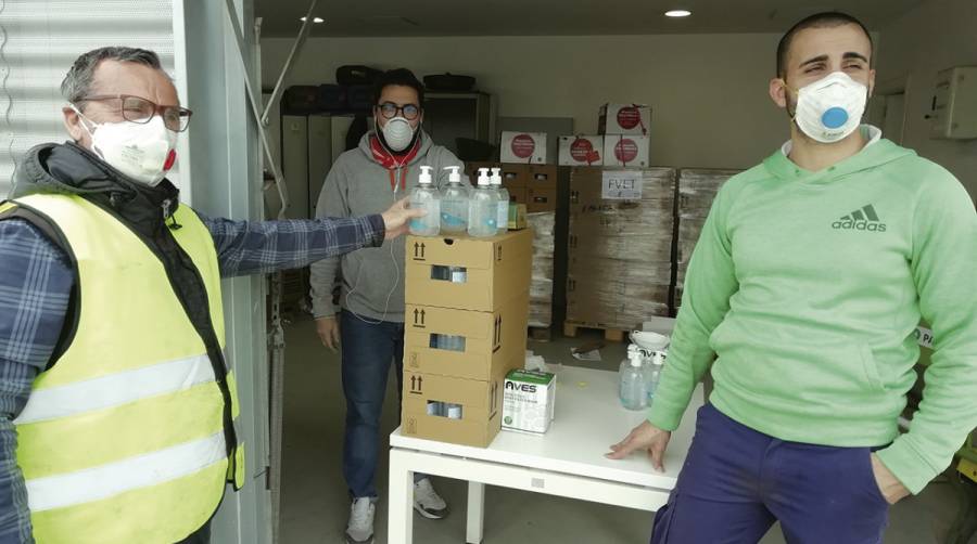 FVET distribuye 17.000 mascarillas a empresas de transporte para los conductores profesionales