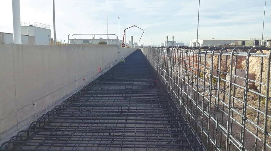 PortCastelló culmina el 75% de las obras del nuevo rack de tuberías