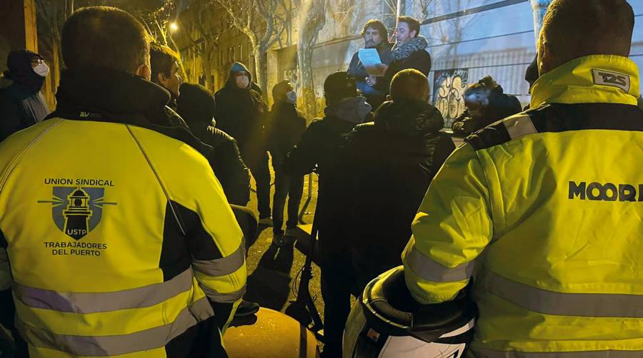 Sindicatos y patronal de amarre en Barcelona confían en llegar hoy a un acuerdo definitivo