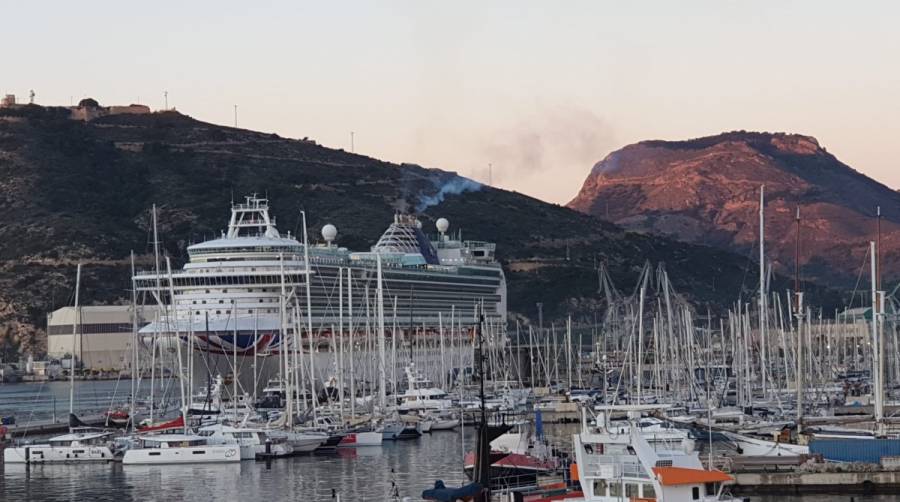 El Puerto de Cartagena acoge la escala del crucero &quot;Ventura&quot;