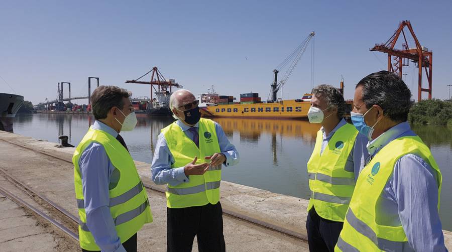 La Junta ofrece al puerto de Sevilla adherirse a la Red Log&iacute;stica de Andaluc&iacute;a