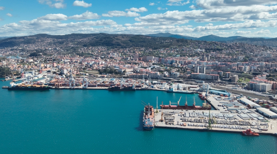 Puerto de Vigo y Termavi implantan medidas para mejorar el funcionamiento de la terminal de contenedores