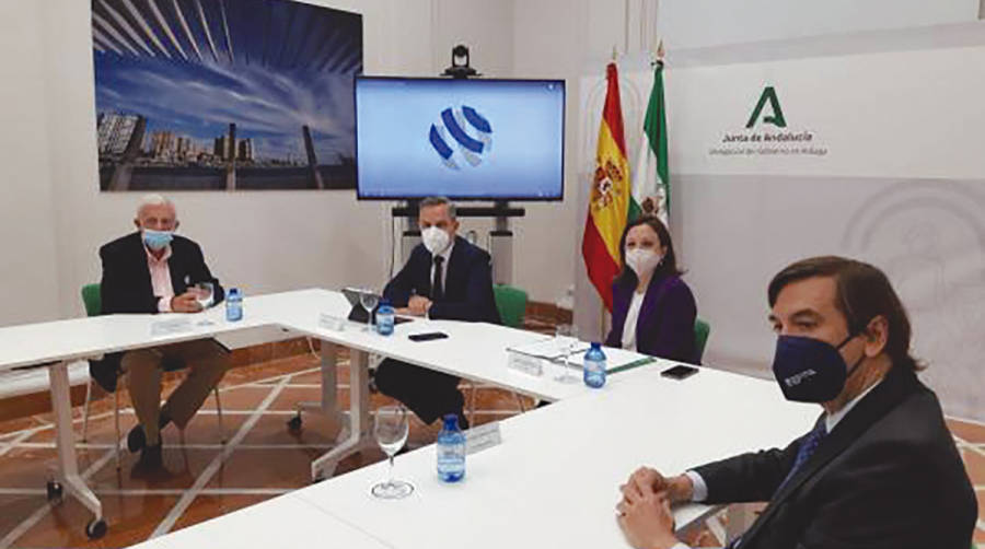 El consejero de Hacienda y Financiaci&oacute;n Europea, Juan Bravo, particip&oacute; en la firma de la operaci&oacute;n que supondr&aacute; el inicio de la urbanizaci&oacute;n de 100 hect&aacute;reas del proyecto Megahub Andaluc&iacute;a.