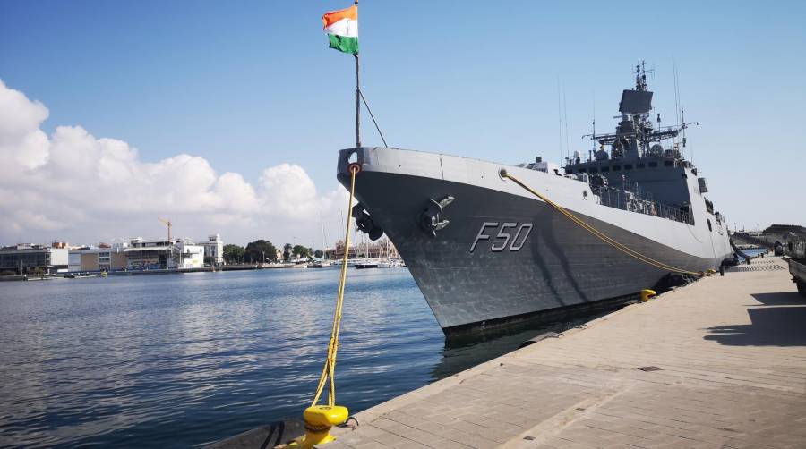 La fragata india “Tarkash” escala en el Puerto de Valencia