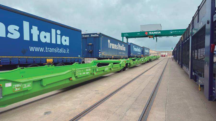 La autopista ferroviaria se reactivó en el día de ayer tras la DANA.