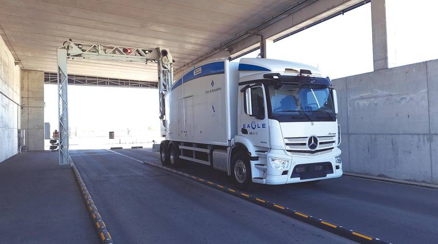 La nueva app de Port de Barcelona optimiza la gestión de la Zona de Inspección Secundaria (ZIS), un área clave que incluye las inspecciones con escáner y el sistema Megaports.