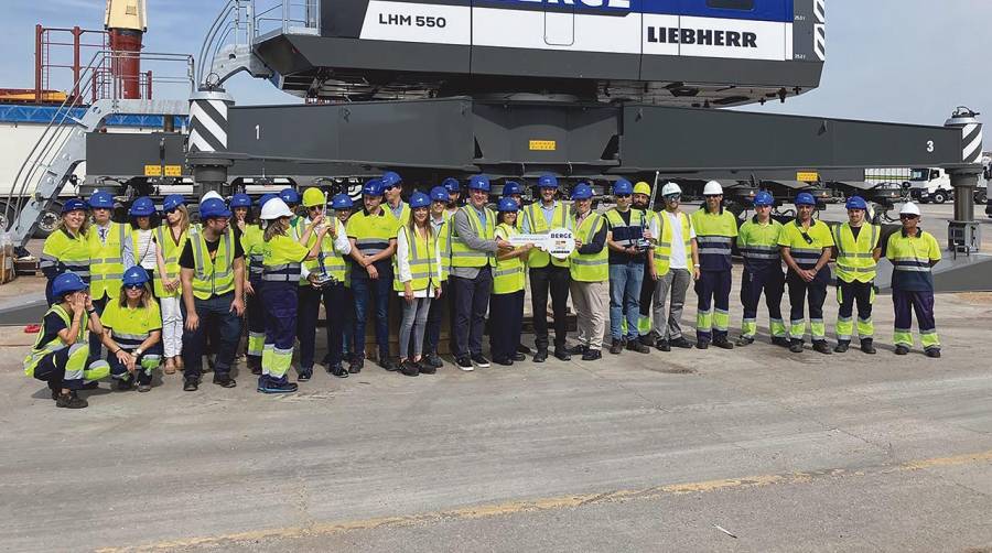 Bergé avanza en su plan de modernización con una nueva grúa en el Port de Tarragona