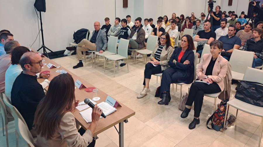 Asetrabi celebró el 2 de octubre la jornada “La formación de los futuros profesionales del sector”. Foto J.P.