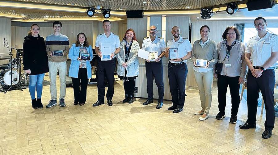 Con la llegada del crucero “Silver Moon”, el Port de Tarragona ha dado por iniciada la temporada crucerística.