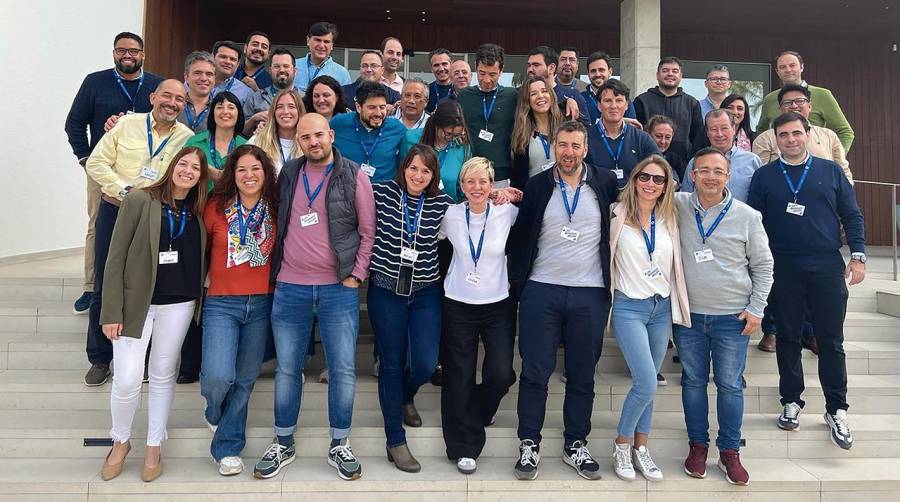 Participantes en el Summit Internacional de la compañía.