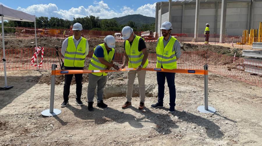 La ceremonia de colocación de la primera piedra tuvo lugar el martes 25 de julio.