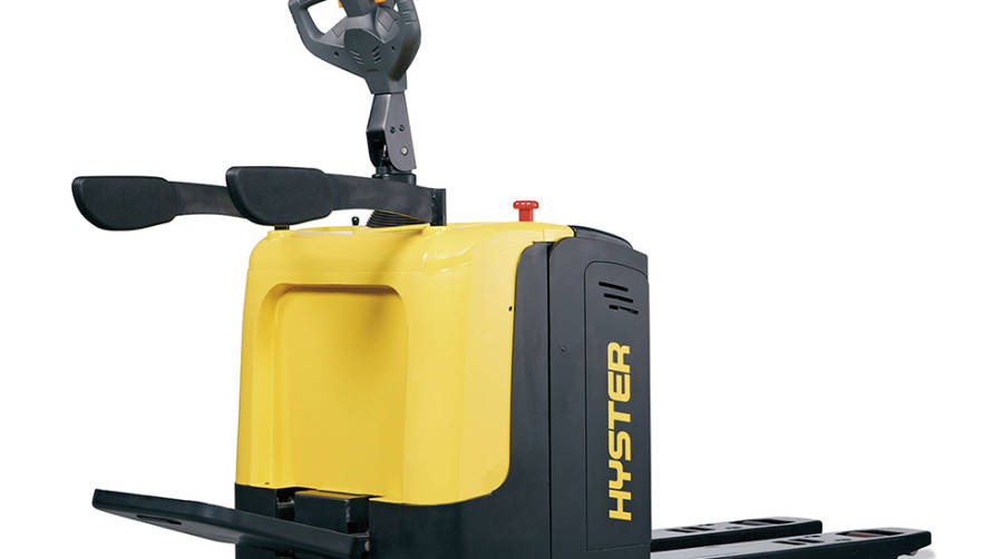 Hyster ampl&iacute;a su gama de equipos de almac&eacute;n.