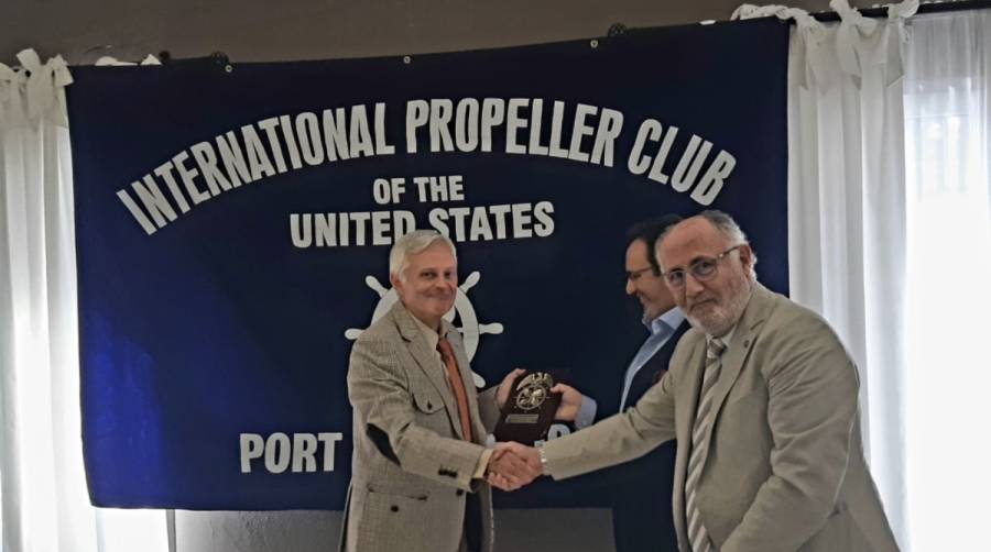 Juan Ram&oacute;n Bres, inspector de Trabajo y de la S.S., abre el curso 2019/20 del Propeller Club de Algeciras