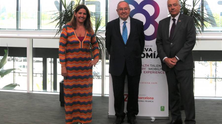 Blanca Sorigué, directora general del CZFB; José Luis Bonet, presidente de la Fundación INCYDE y Pere Navarro, delegado especial del estado en el CZFB.