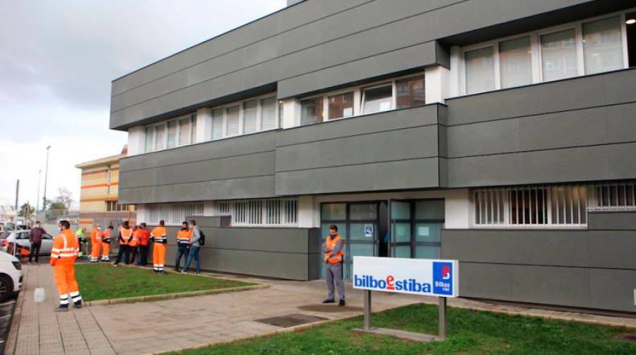 Coordinadora ha obtenido 8 delegados, 5 de Especialistas y no cualificados y 3 de Técnicos y Administrativo. Foto J.P.