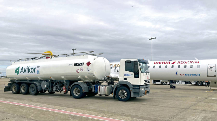 El transporte a&eacute;reo escala en su compromiso sostenible