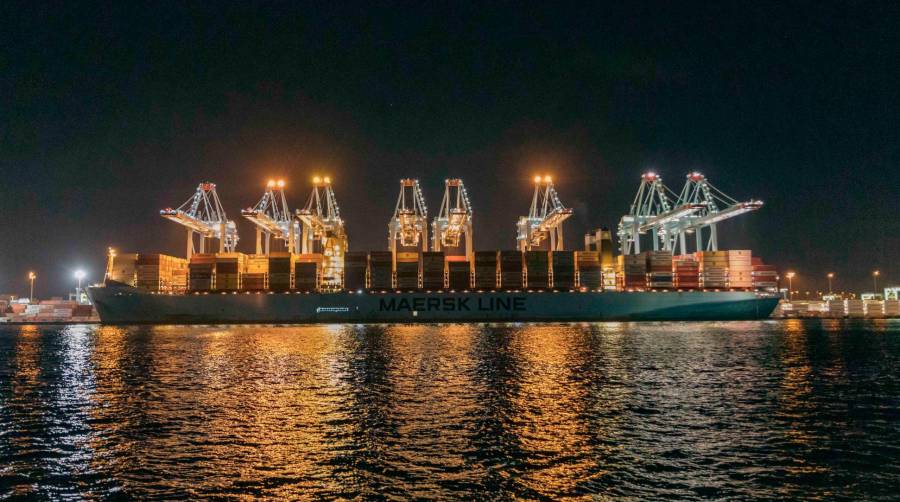 El “Mary Maersk” en la terminal de APM Algeciras.