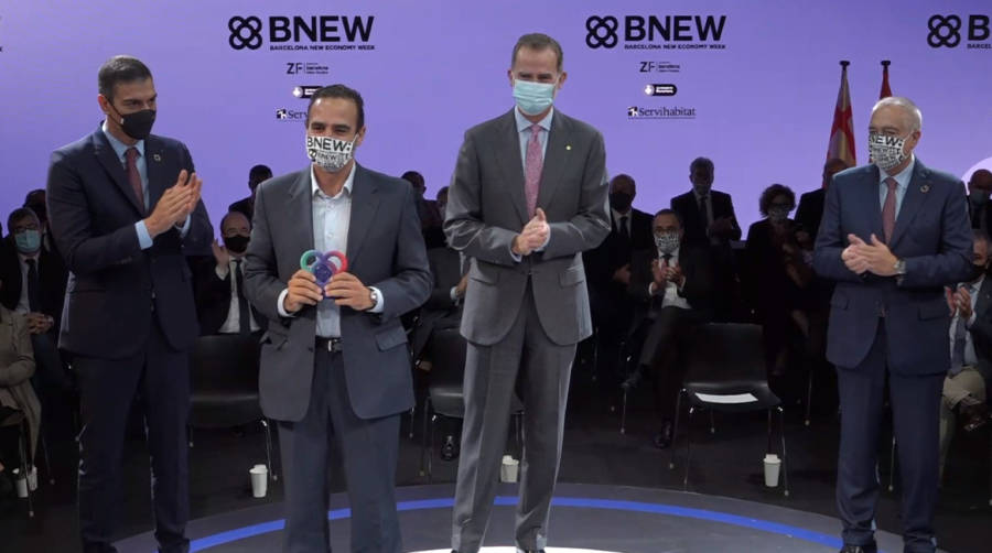 El rey Felipe VI y Pedro S&aacute;nchez presiden los premios a Mejor Innovaci&oacute;n de BNEW