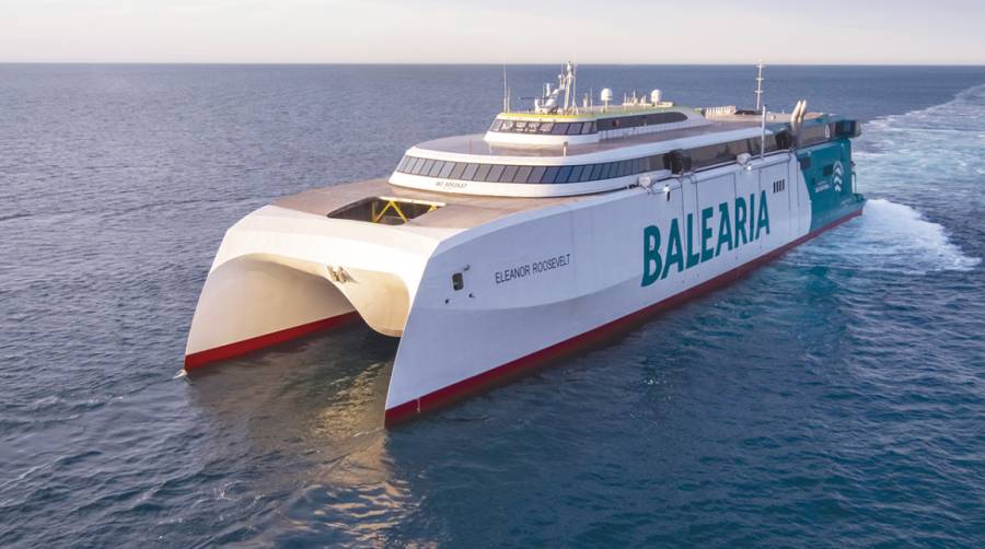 Bale&agrave;ria presenta su flota de GNL en Shippax Ferry Conference